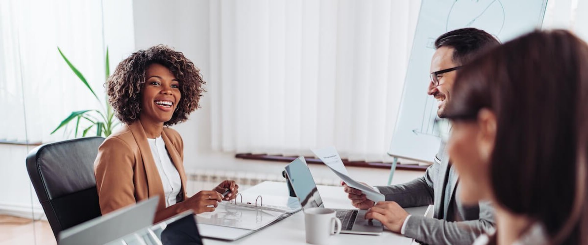 Negotiations and Contracts: The Key to Successful Supply Chain Management and Procurement